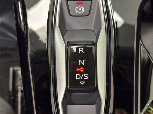 Certified 2025 Audi Q5 Premium w/ Convenience Package AWD/4WD image 22