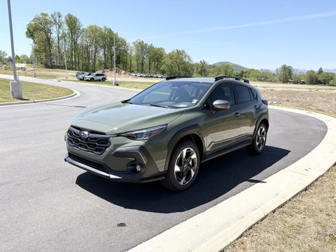New 2026 Subaru Crosstrek 2.5i Limited AWD/4WD image 3