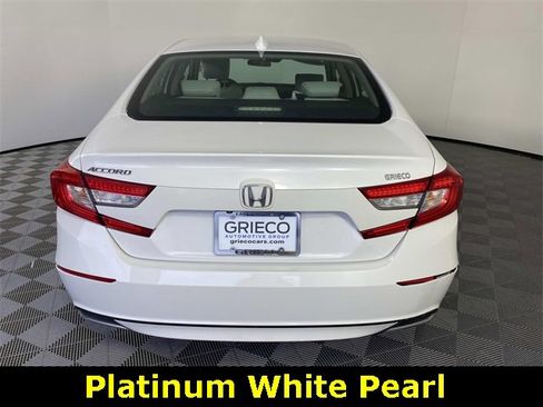 Used 2018 Honda Accord EX image 7