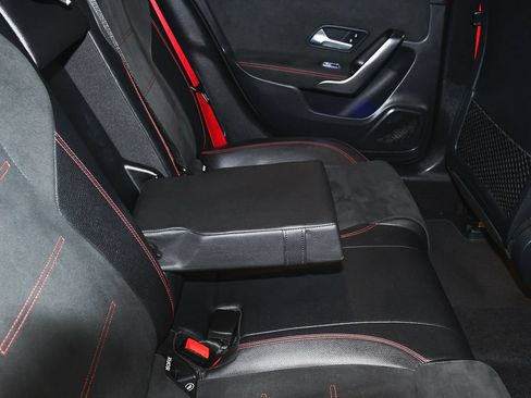Used 2021 Mercedes-Benz A 35 AMG 4MATIC image 62