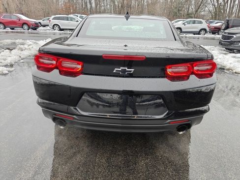 Used 2022 Chevrolet Camaro LT image 4