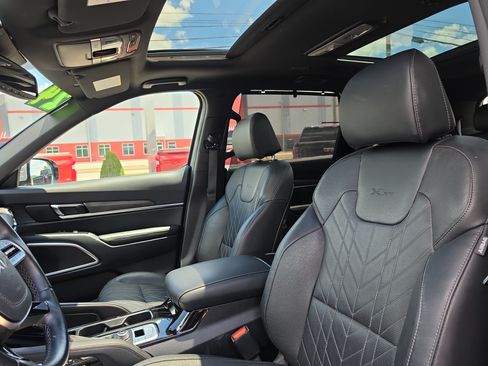 Used 2024 Kia Telluride SX X-Pro AWD/4WD image 12