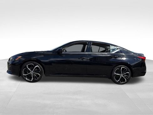 Used 2024 Nissan Altima 2.5 SR FWD image 5