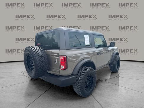 Used 2025 Ford Bronco 2-Door AWD/4WD image 3