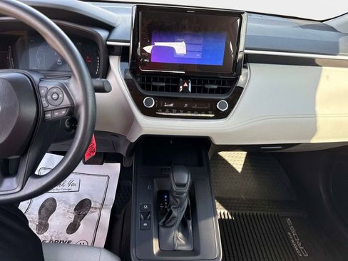 Used 2026 Toyota Corolla Cross L FWD image 22