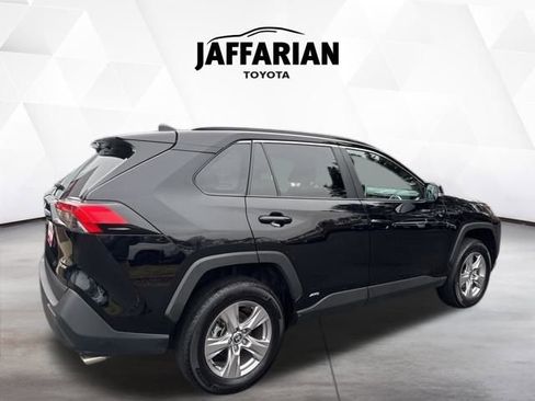 Certified 2025 Toyota RAV4 LE image 5