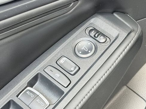 Used 2025 Honda Accord Sport image 11