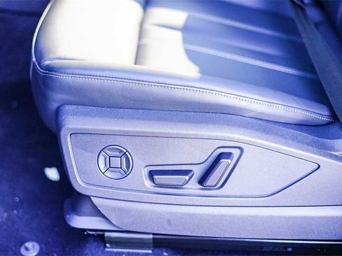 New 2025 Audi Q5 Premium image 20