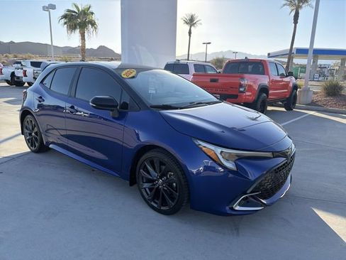 Used 2023 Toyota Corolla XSE FWD image 3