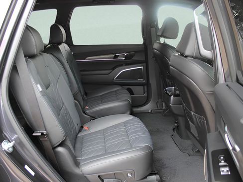 New 2025 Kia Telluride SX Prestige X-Line AWD/4WD image 18