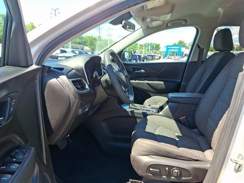 Used 2018 Chevrolet Equinox LT FWD image 14