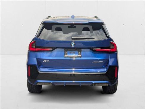 Used 2025 BMW X1 xDrive28i w/ M Sport Package image 8