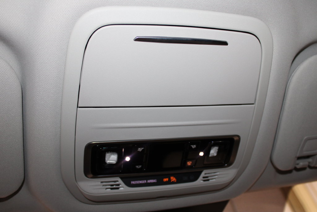 Used 2025 Lincoln Nautilus Premier AWD/4WD image 41