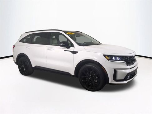 Used 2022 Kia Sorento SX image 2