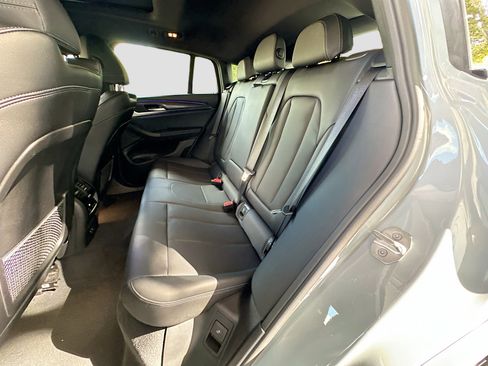 Used 2024 BMW X4 xDrive30i w/ Premium Package image 25