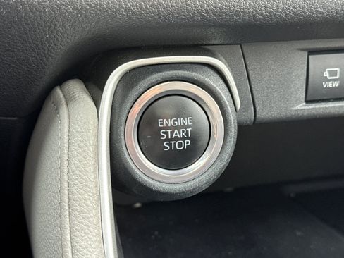 Used 2024 Toyota Grand Highlander AWD image 23