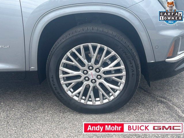 Used 2026 GMC Acadia Denali FWD image 22