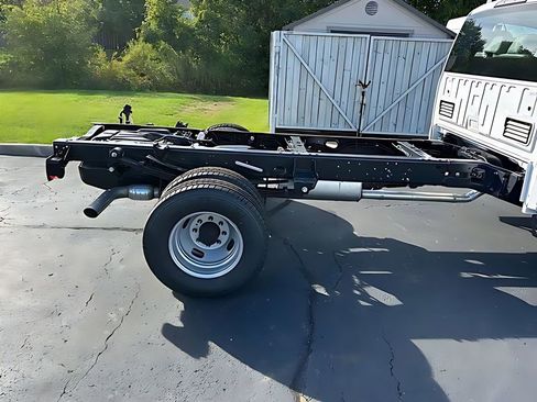 New 2026 Ford F350 XL w/ Snow Plow Prep Package image 9