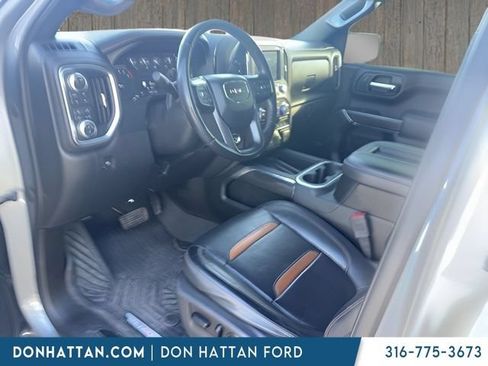 Used 2020 GMC Sierra 1500 AT4 w/ AT4 Premium Package AWD/4WD image 4