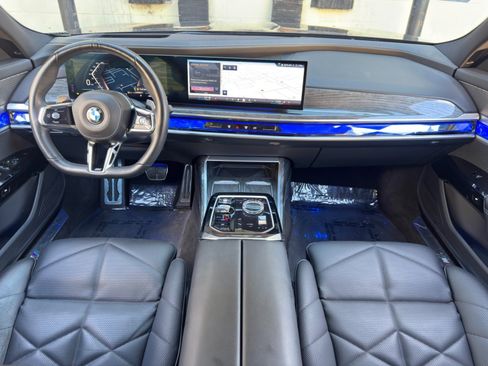 Used 2023 BMW 740i RWD image 13