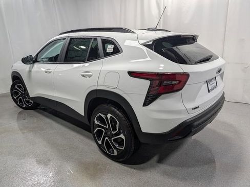 New 2026 Chevrolet Trax RS w/ Driver Confidence Package image 6