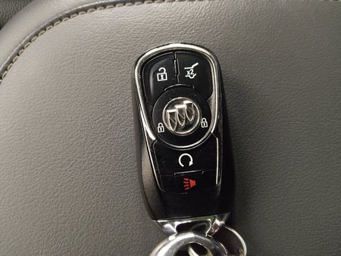 Used 2019 Buick Enclave Premium image 32