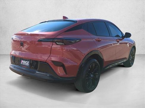 Used 2024 Buick Envista Sport Touring w/ Convenience I Package image 5