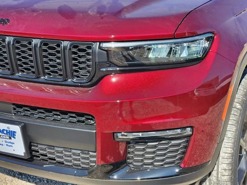 New 2025 Jeep Grand Cherokee L Limited image 5
