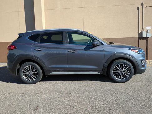 Used 2021 Hyundai Tucson Limited image 3