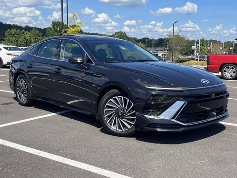 Certified 2024 Hyundai Sonata Limited FWD image 1
