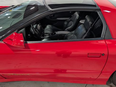 Used 2002 Pontiac Firebird Trans Am w/ SLP Firehawk Pkg RWD image 32