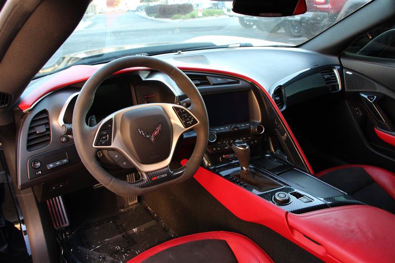 Used 2018 Chevrolet Corvette Z06 RWD image 14