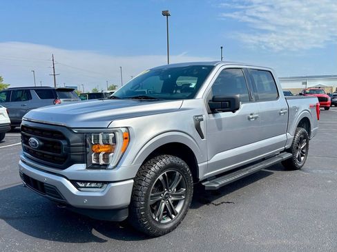 Used 2021 Ford F150 XLT w/ Equipment Group 302A High AWD/4WD image 3