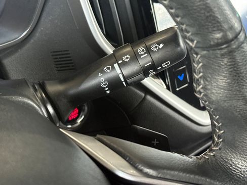 Used 2023 Subaru Ascent Limited AWD/4WD image 38