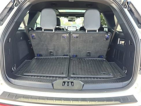 Used 2025 Ford Explorer ST AWD/4WD image 27