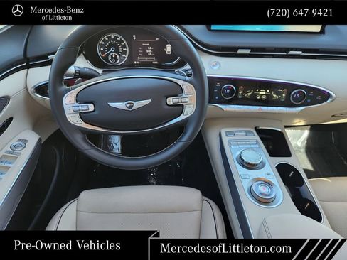 Used 2023 Genesis GV70 2.5T w/ Advanced Package AWD/4WD image 26
