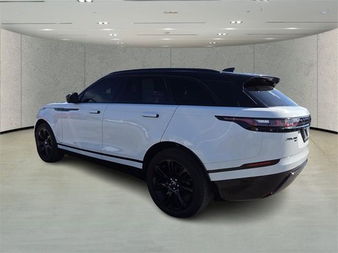 Used 2021 Land Rover Range Rover Velar R-Dynamic S image 5