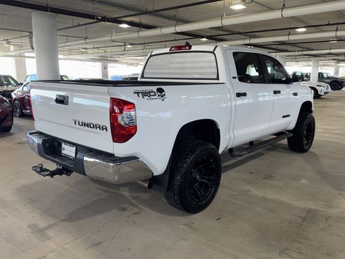 Used 2021 Toyota Tundra SR5 w/ SR5 Leather Package image 8