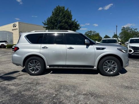 Used 2022 INFINITI QX80 Luxe w/ Cargo Package AWD/4WD image 8