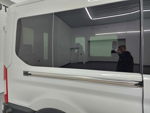 Used 2019 Ford Transit 350 XLT image 23