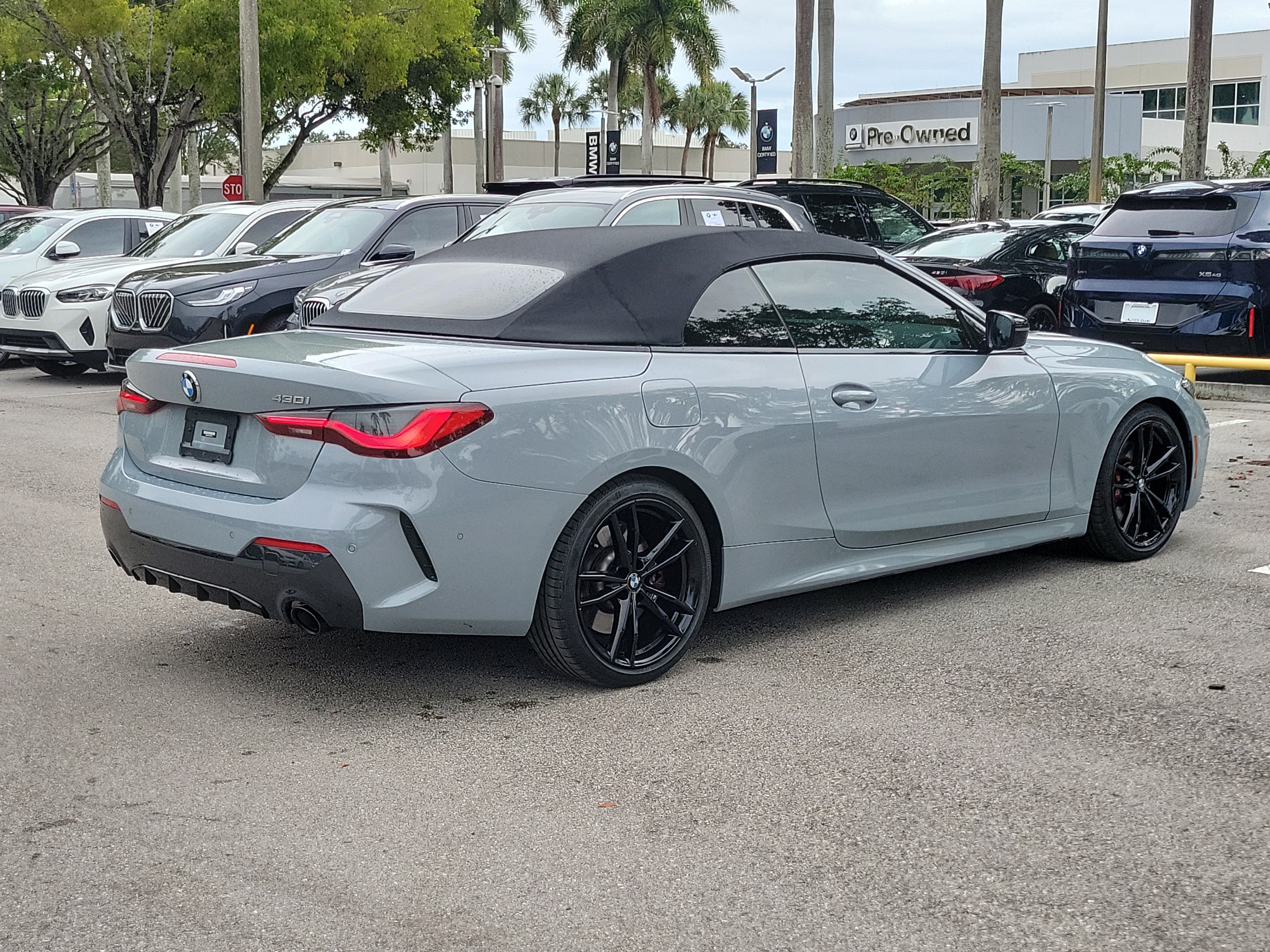 Certified 2024 BMW 430i Convertible w/ M Sport Package RWD image 4