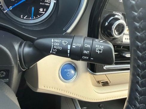 Used 2021 Toyota Highlander Platinum AWD/4WD image 24