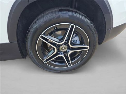 Used 2026 Mercedes-Benz GLB 250 image 21