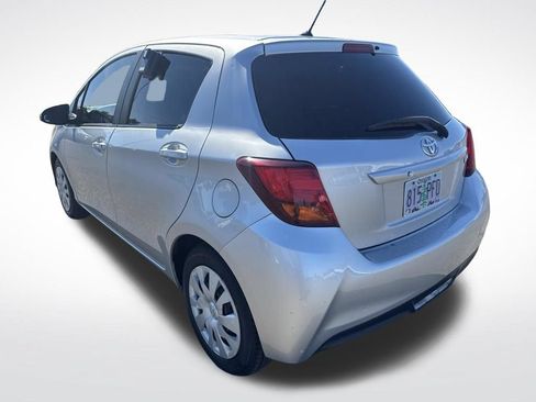 Used 2016 Toyota Yaris L FWD image 5