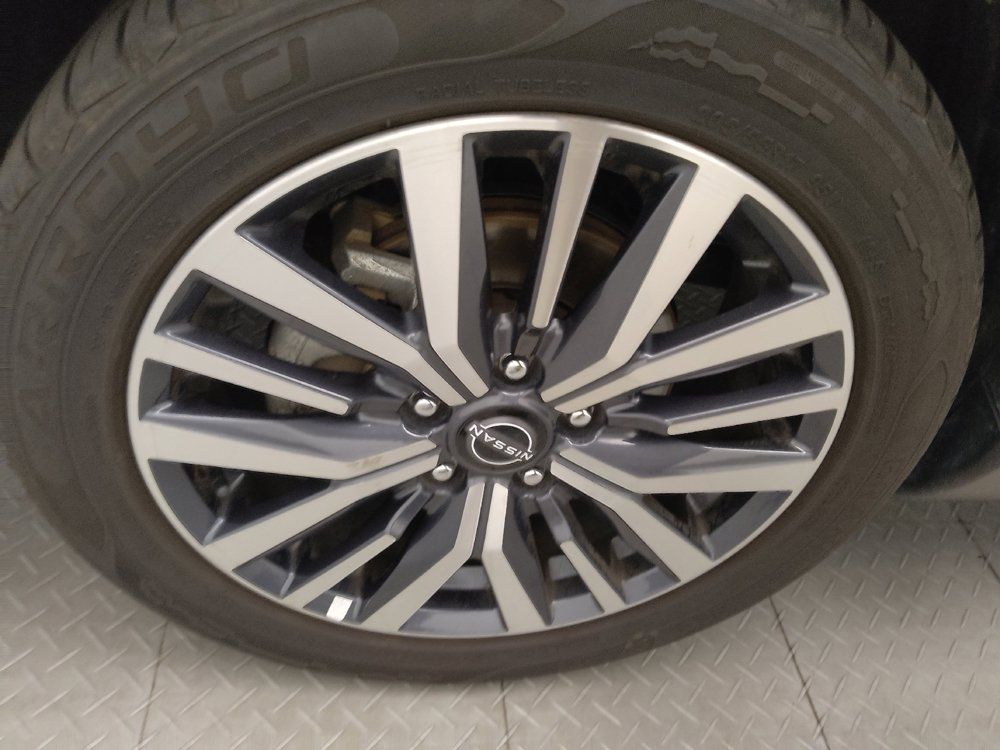 Used 2023 Nissan Kicks SV FWD image 31