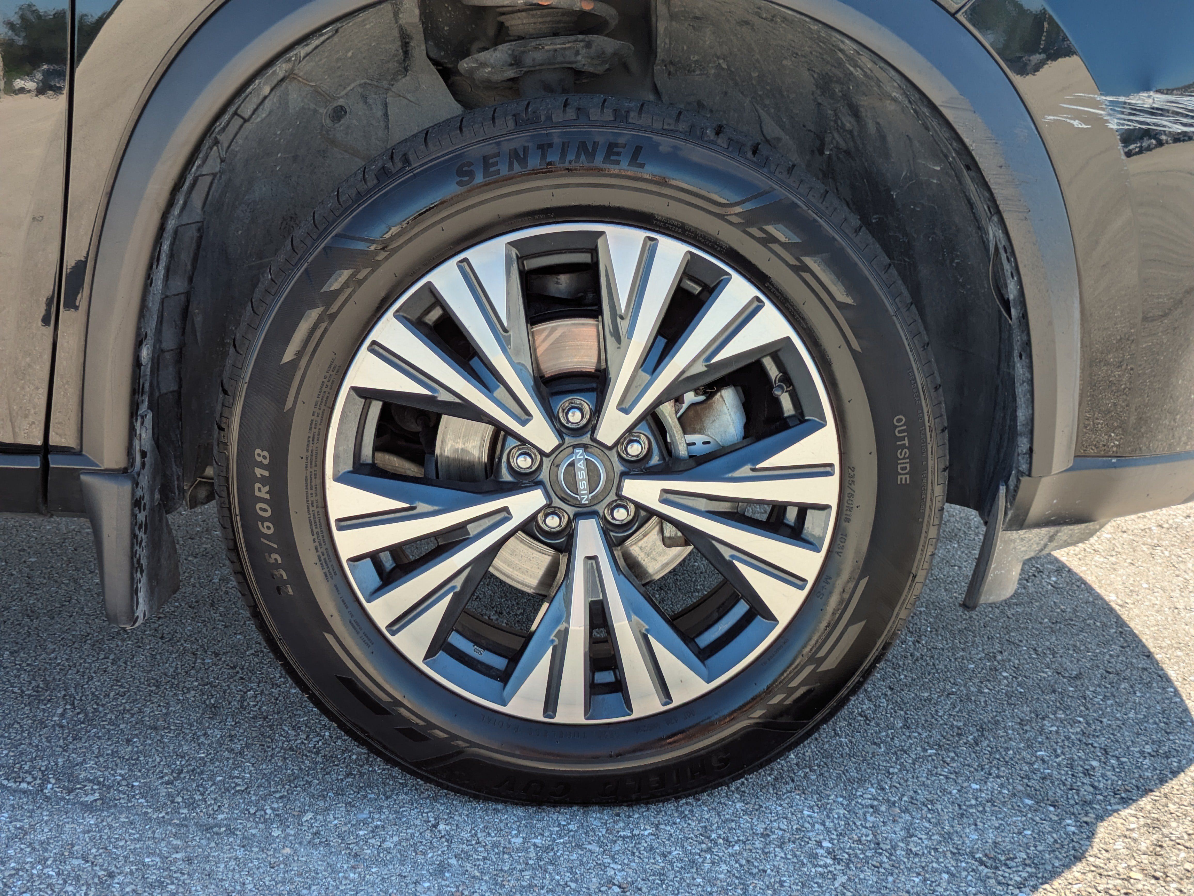Used 2023 Nissan Rogue SV FWD image 11