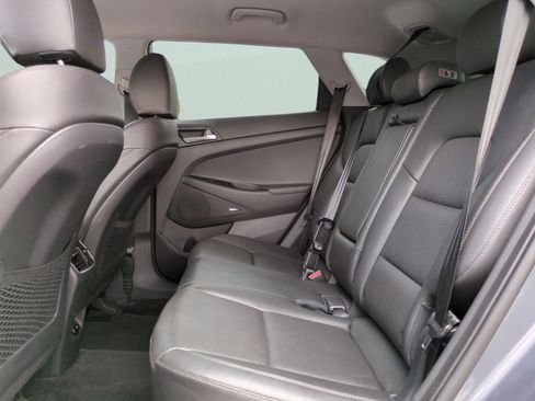 Used 2021 Hyundai Tucson Limited w/ Cargo Package FWD image 10