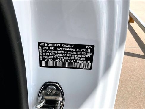 Used 2018 Porsche 911 GT3 RWD image 26