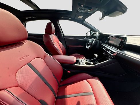 Certified 2024 Kia K5 GT-Line image 30