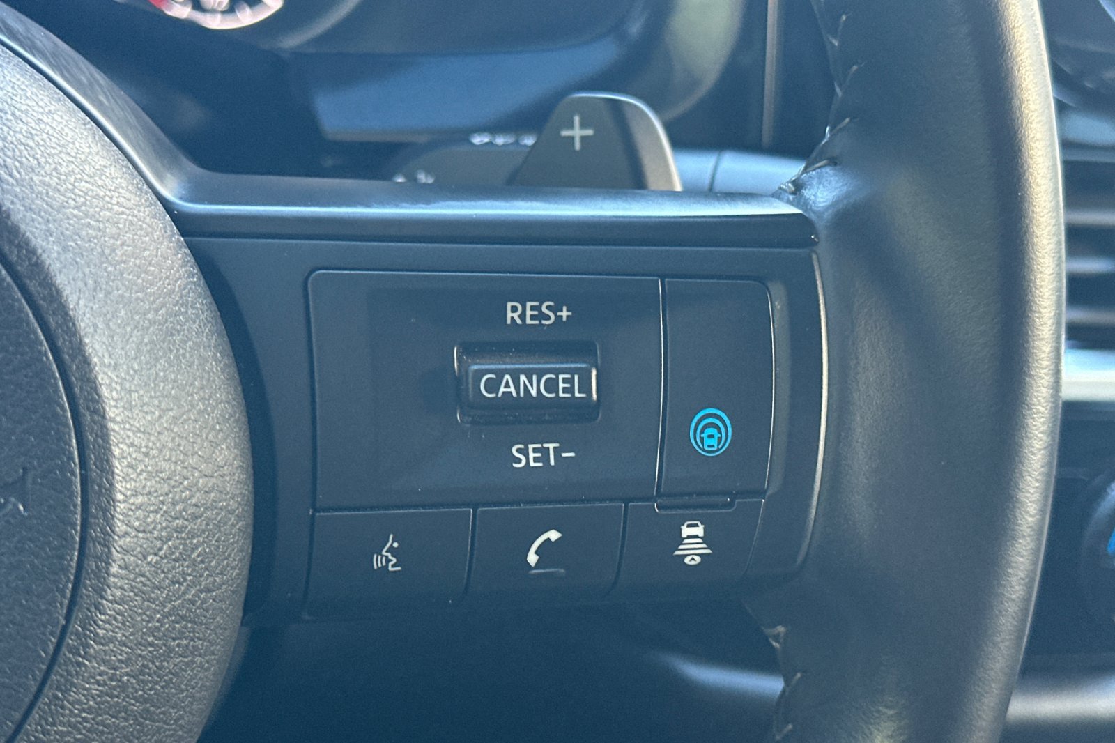 Certified 2025 Nissan Pathfinder SV w/ Cargo Package FWD image 39